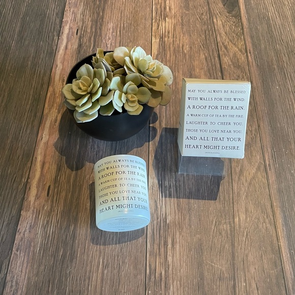 Irish Blessing Quotable Candle- Wild Currant scent - Picture 1 of 5